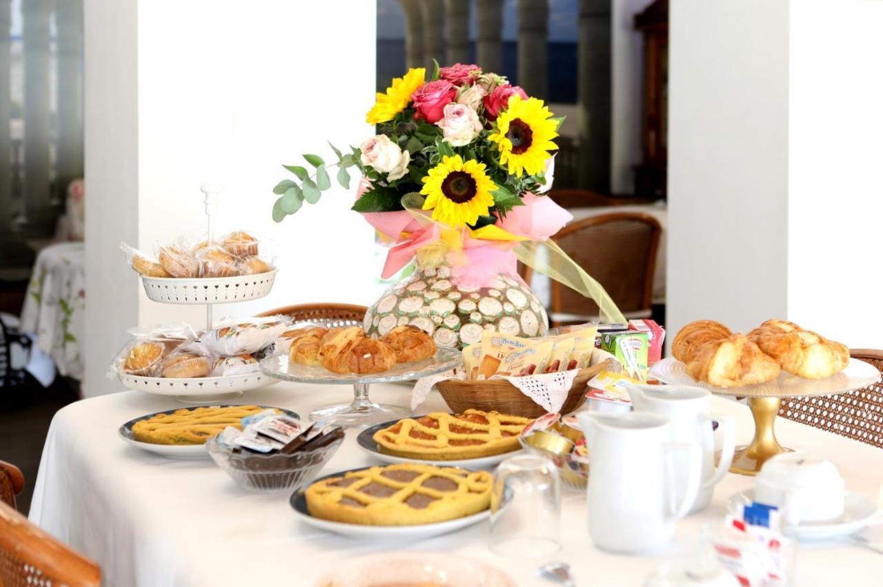 B&B Villa Floriana Tortoreto Luaran gambar